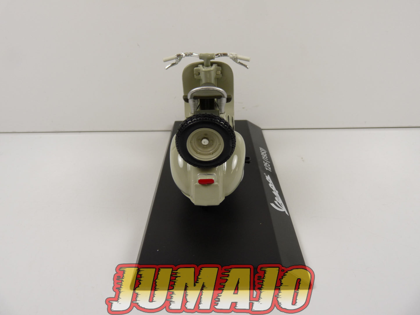 VES113 MOTO VESPA ITALIE Fassi Toys 1/18 : VESPA 125 1963 crème