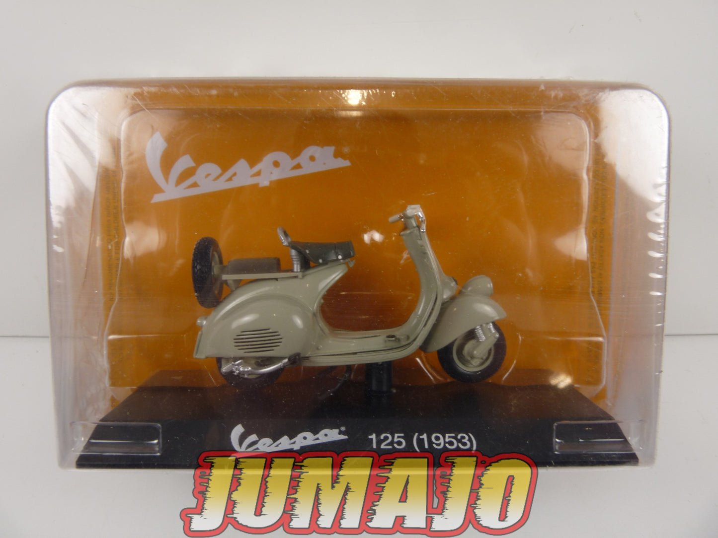 VES113 MOTO VESPA ITALIE Fassi Toys 1/18 : VESPA 125 1963 crème