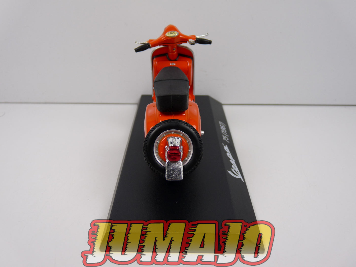 VES42 MOTO VESPA ITALIE Fassi Toys 1/18 : VESPA 75 1967 blister abimée