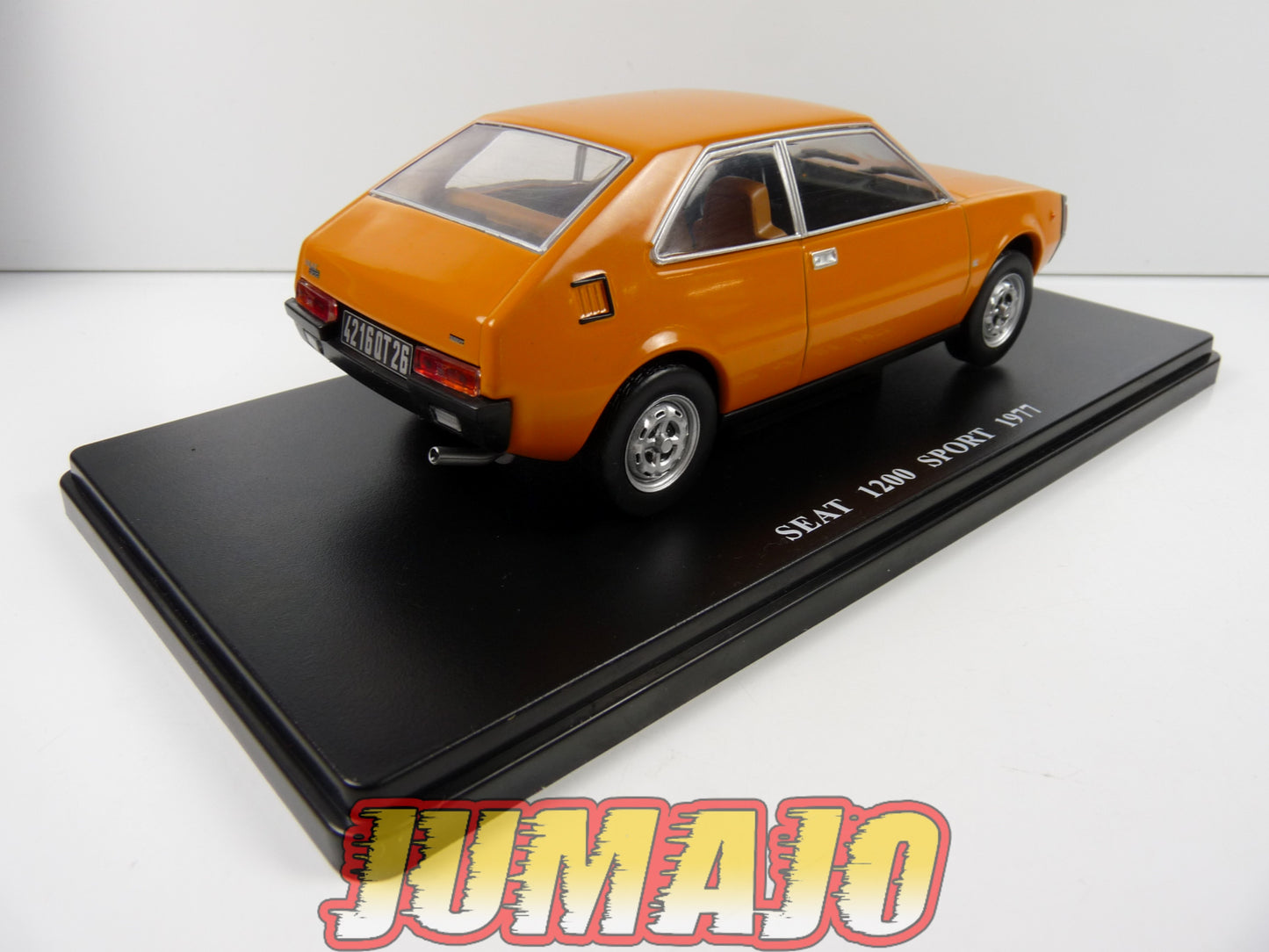 VQV73 Voiture 1/24 Hachette : SEAT 1200 SPORT 1977