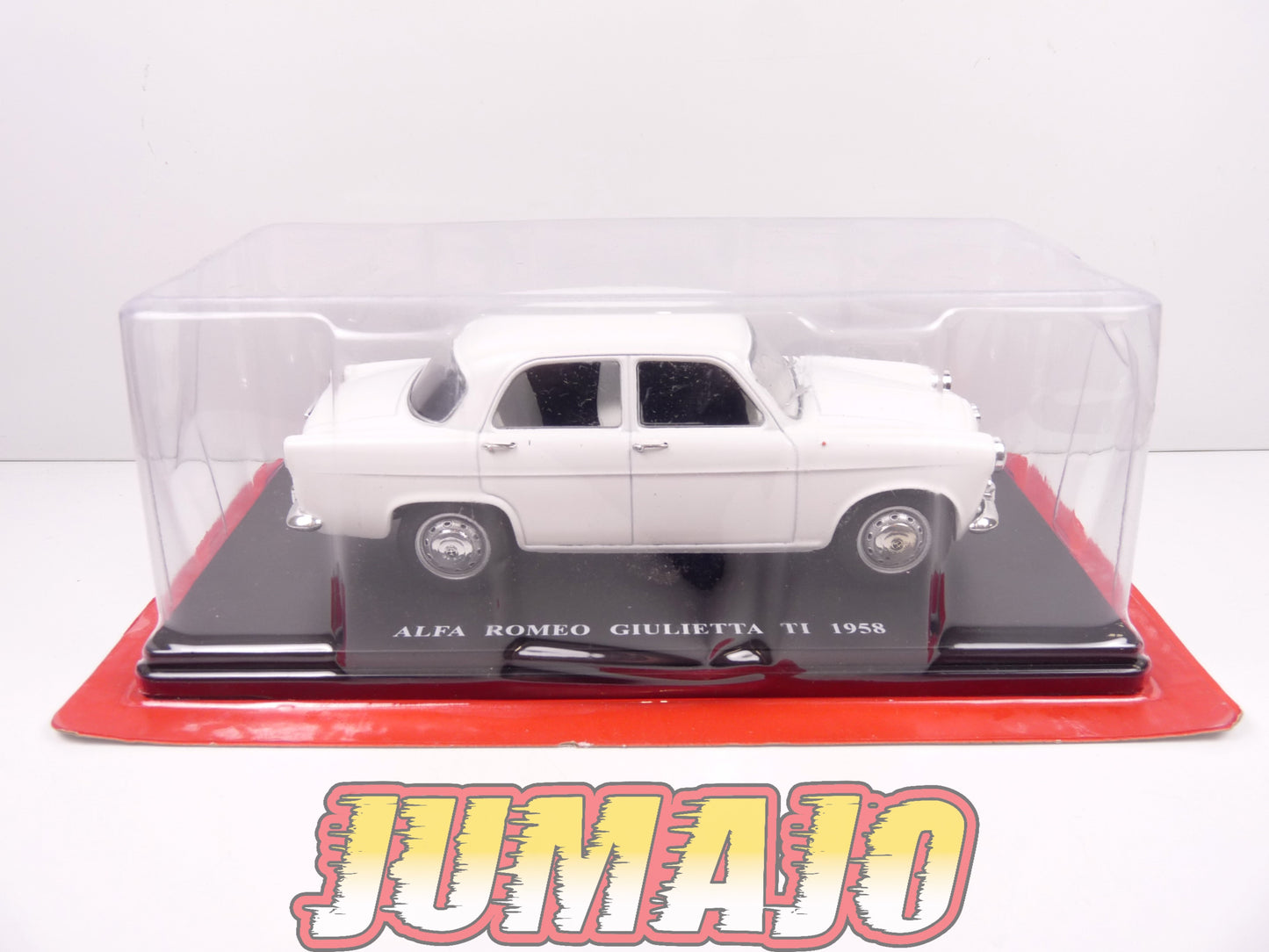 VQV76 Voiture 1/24 Hachette : ALFA ROMEO Giulietta TI 1958