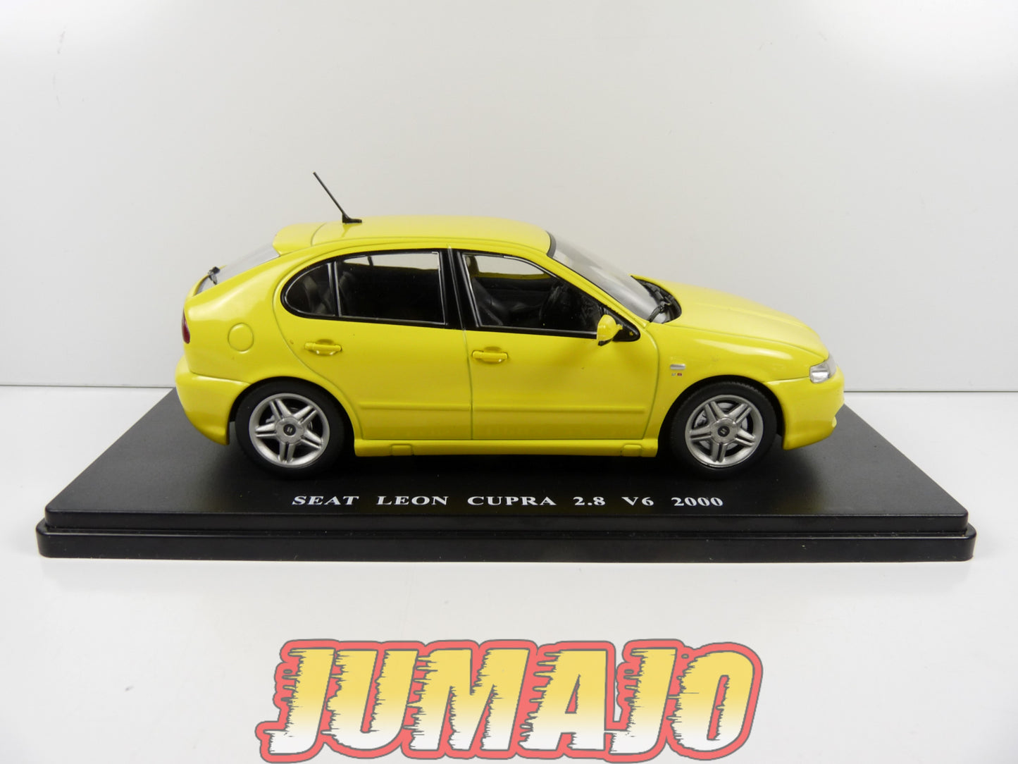 VQV83 Voiture 1/24 Hachette : SEAT Leon VR6 Cupra 2000