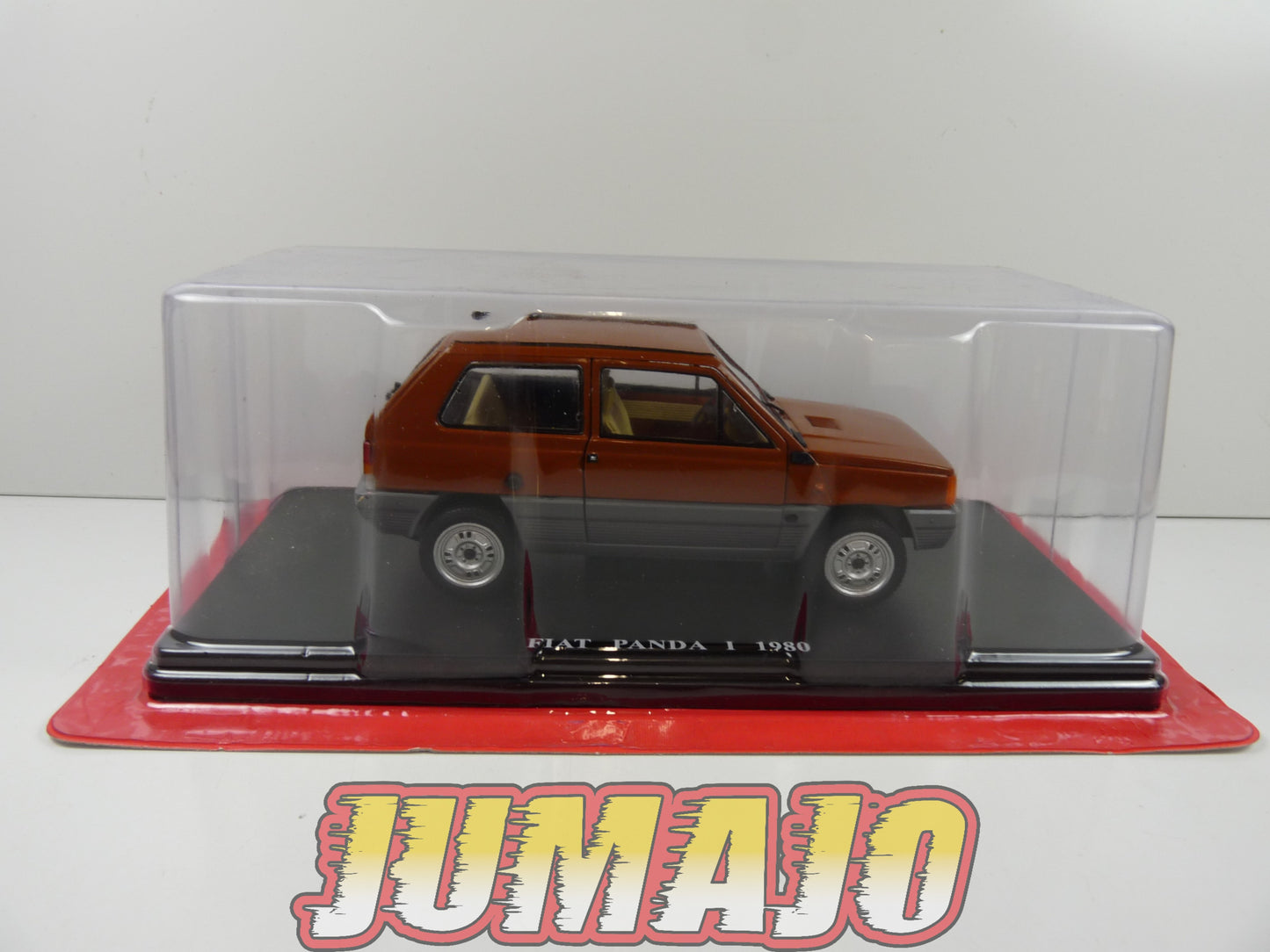 VQV89 Voiture 1/24 Hachette : FIAT PANDA I 1980