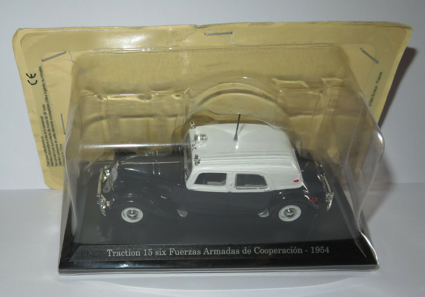 TRA51 Voiture 1/43 Atlas NOREV Traction 15 six F.A.C. 1954  Armée