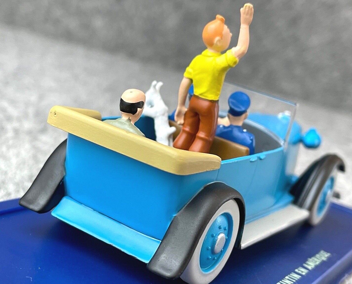 TIN39 Atlas 1/43 TINTIN en Voiture : La voiture d'apparat années 20 *Occasion