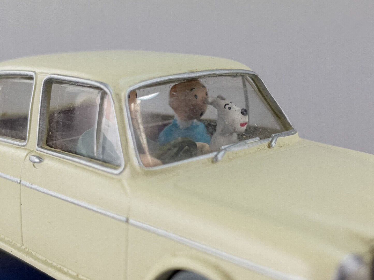 TIN31 Atlas 1/43 TINTIN en Voiture : MG 1100 de L'île Noire *Occasion