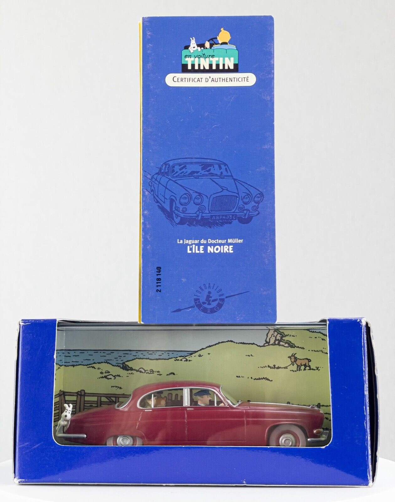 TIN40 Atlas 1/43 TINTIN en Voiture : Jaguar MkX 1962 L'île Noire *Occasion