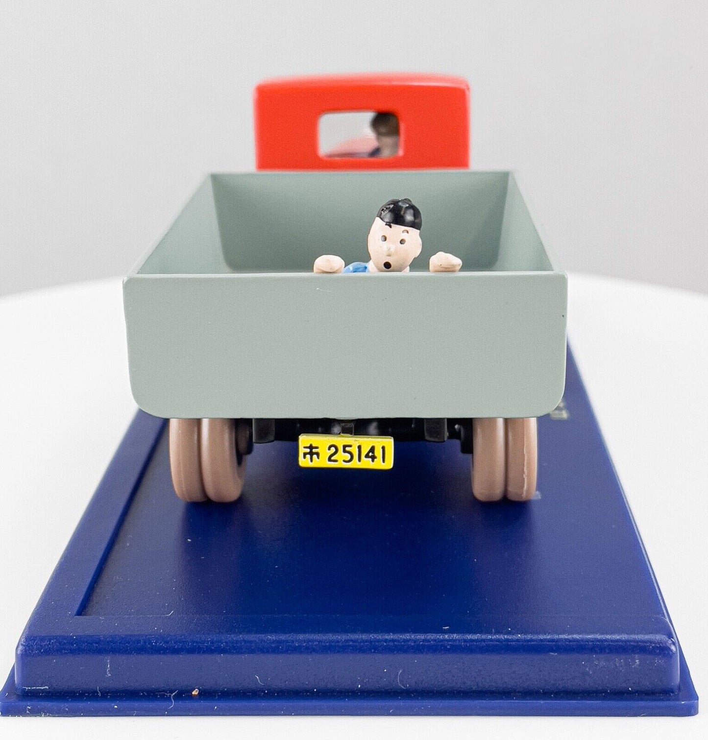 TIN36 Atlas 1/43 TINTIN en Voiture : Miesse 1933 Le Camion rouge *Occasion