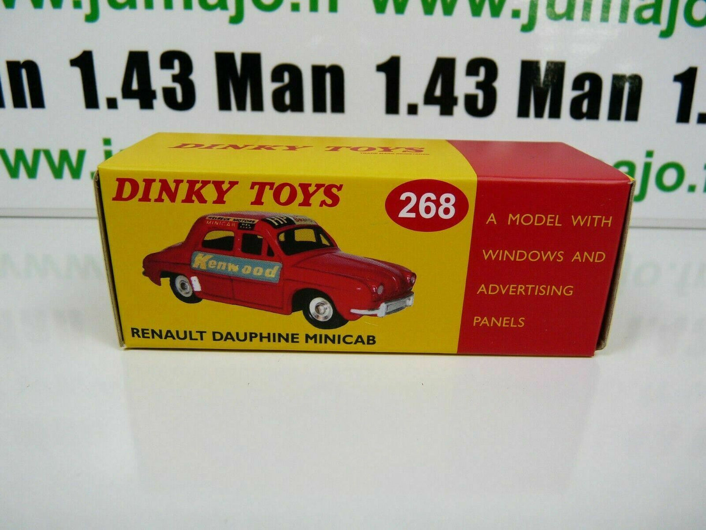 DT213 1/43 réédition DINKY TOYS DeAgostini RENAULT dauphine MINICAB 268 kenwood