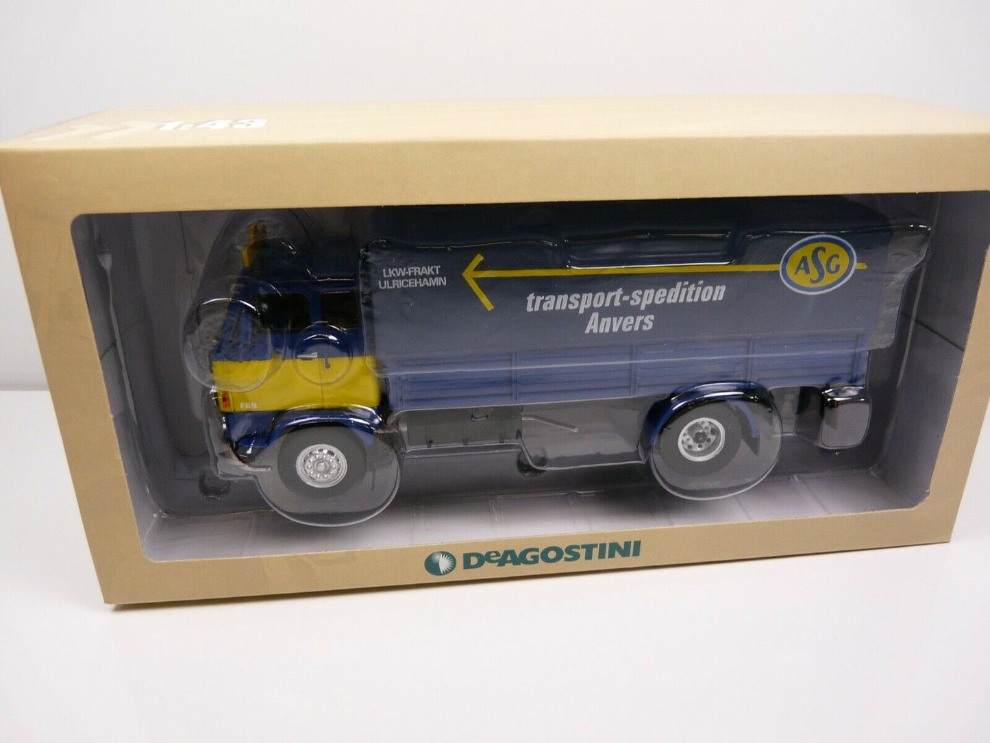 lot 4 CAMIONS truck LKW 1/43 DéAgostini IXO magirus MAN esso Mercedes VOLVO F88