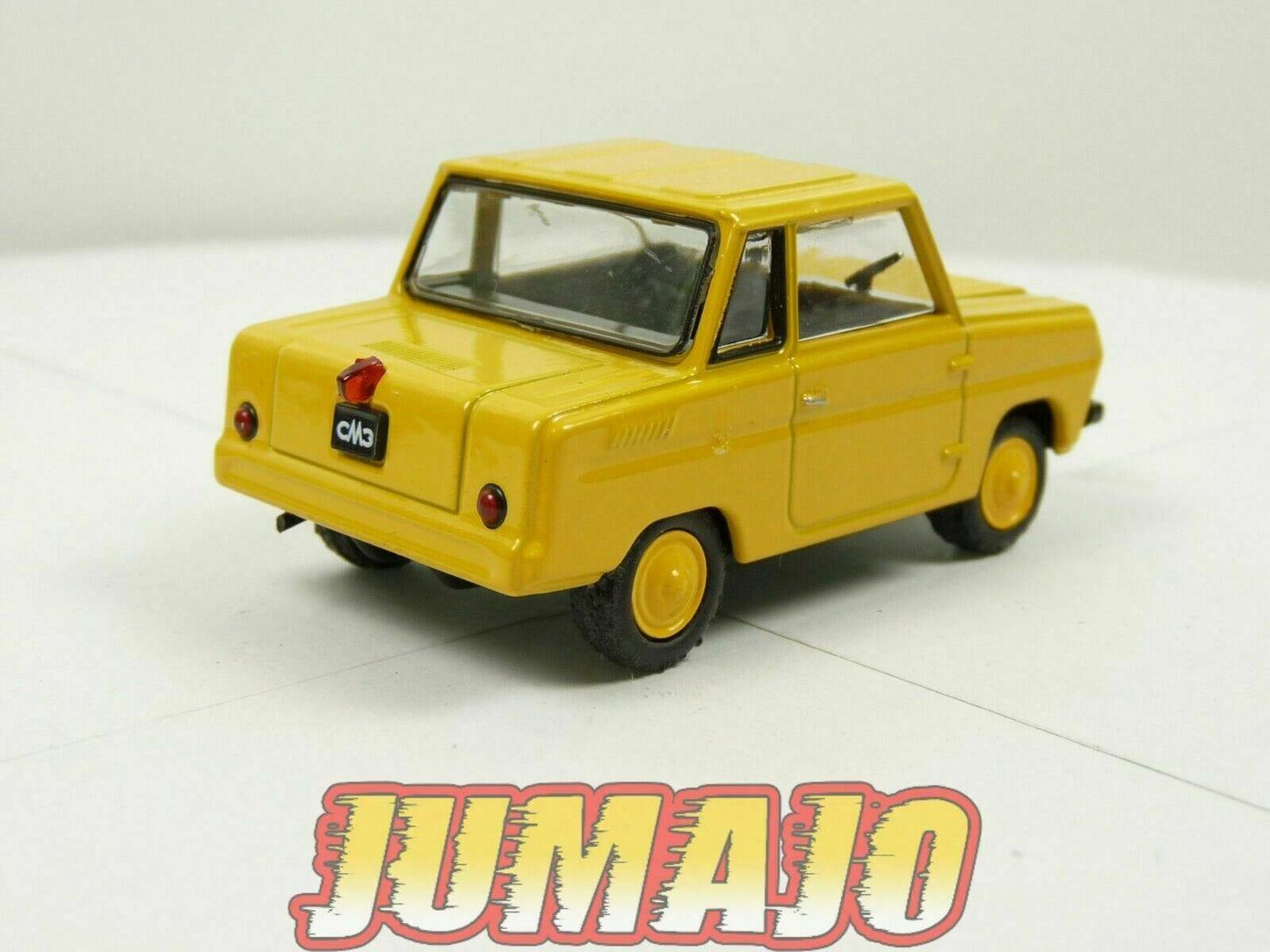 RUS30 Voiture1/43 IXO déagostini RUSSE URSS : SMZ S-3D cyclecar SeAZ
