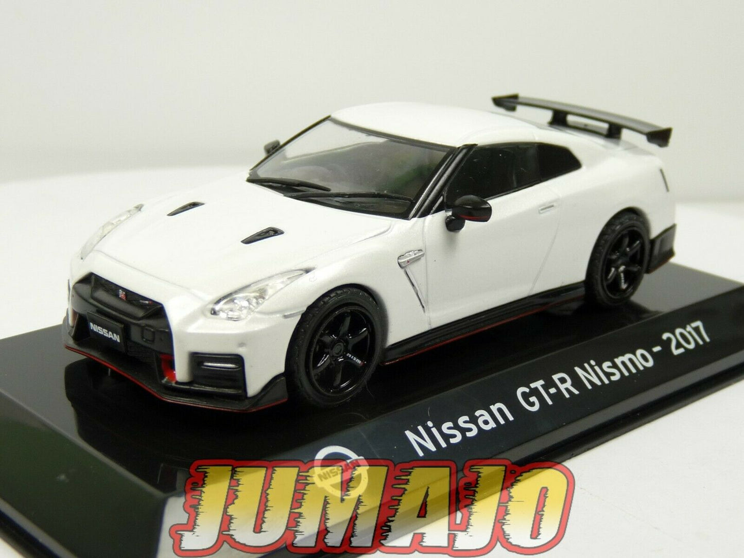 SC16 voiture 1/43 SALVAT Supercars : NISSAN GT-R Nismo 2017