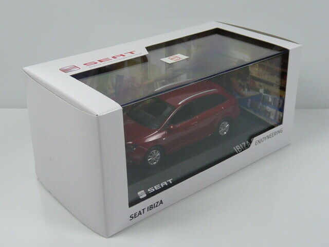 SEA31 Voiture 1/43 SEAT dealer models FISCHER : Ibiza ST break