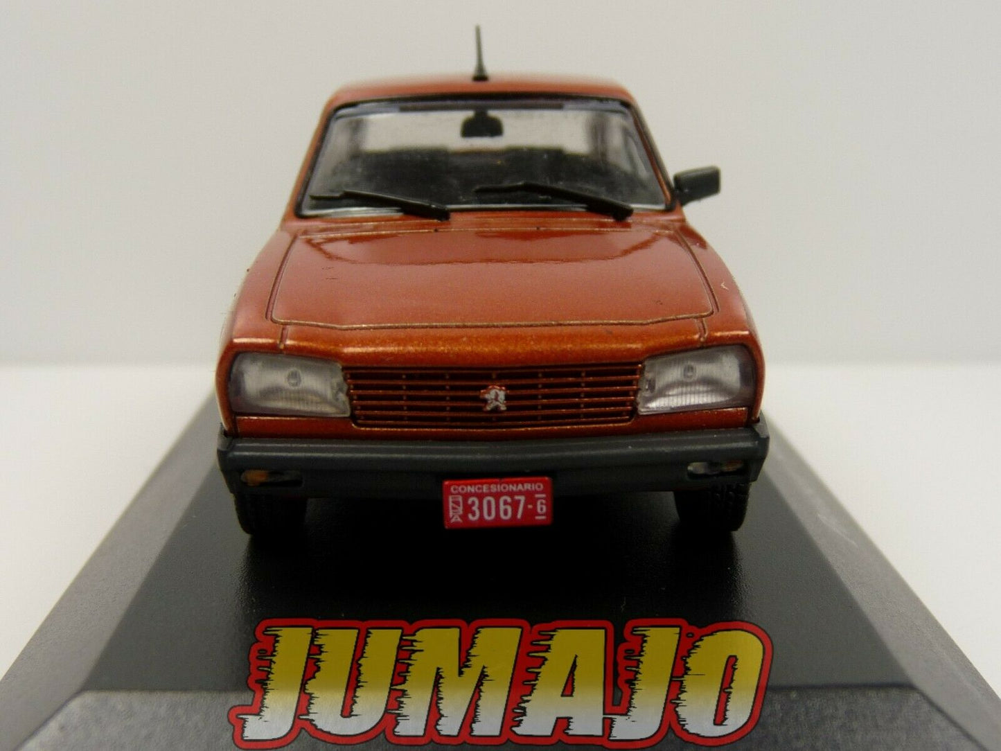 AQV10 Voiture 1/43 SALVAT Inolvidables 80/90 : PEUGEOT 504 GR TN 1985