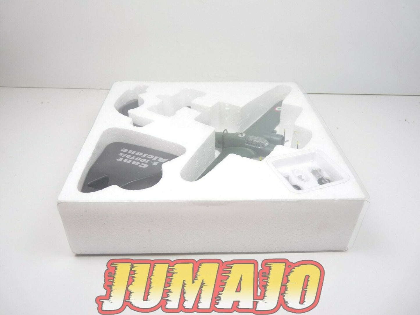 AV8 AVION militaire 1/144 : CANT Z-1007bis ALCIONE