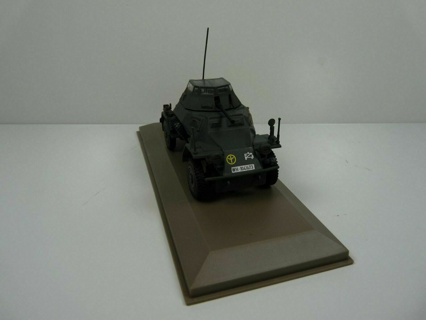 BL26 Atlas IXO 1/43 Blindés WW2 : SdKfz 222 automitrailleuse Leichter panzer