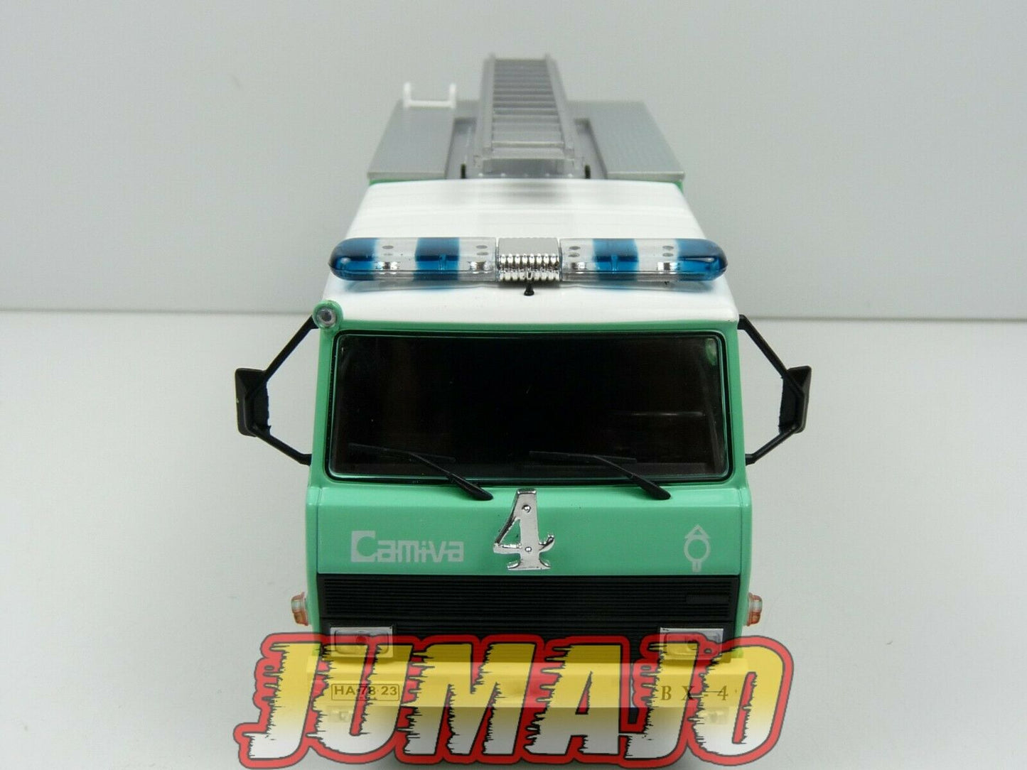 CPI7 camion POMPIER 1/43 Hachette Autopompa Berliet 770KB6 Chile 1974
