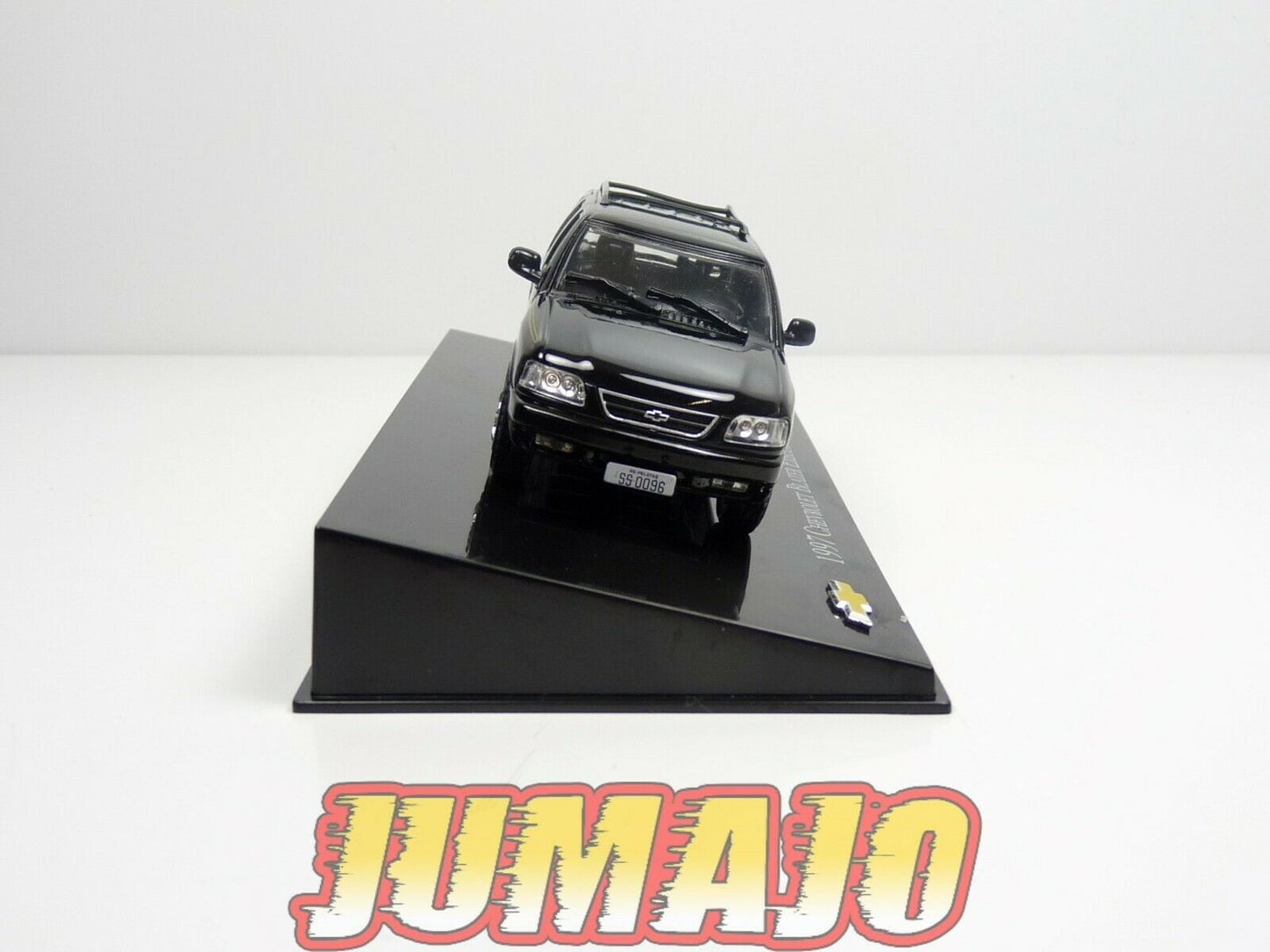 CVT52 voiture 1/43 IXO Salvat BRESIL CHEVROLET : 4X4 BLAZER EXECUTIVE 1997