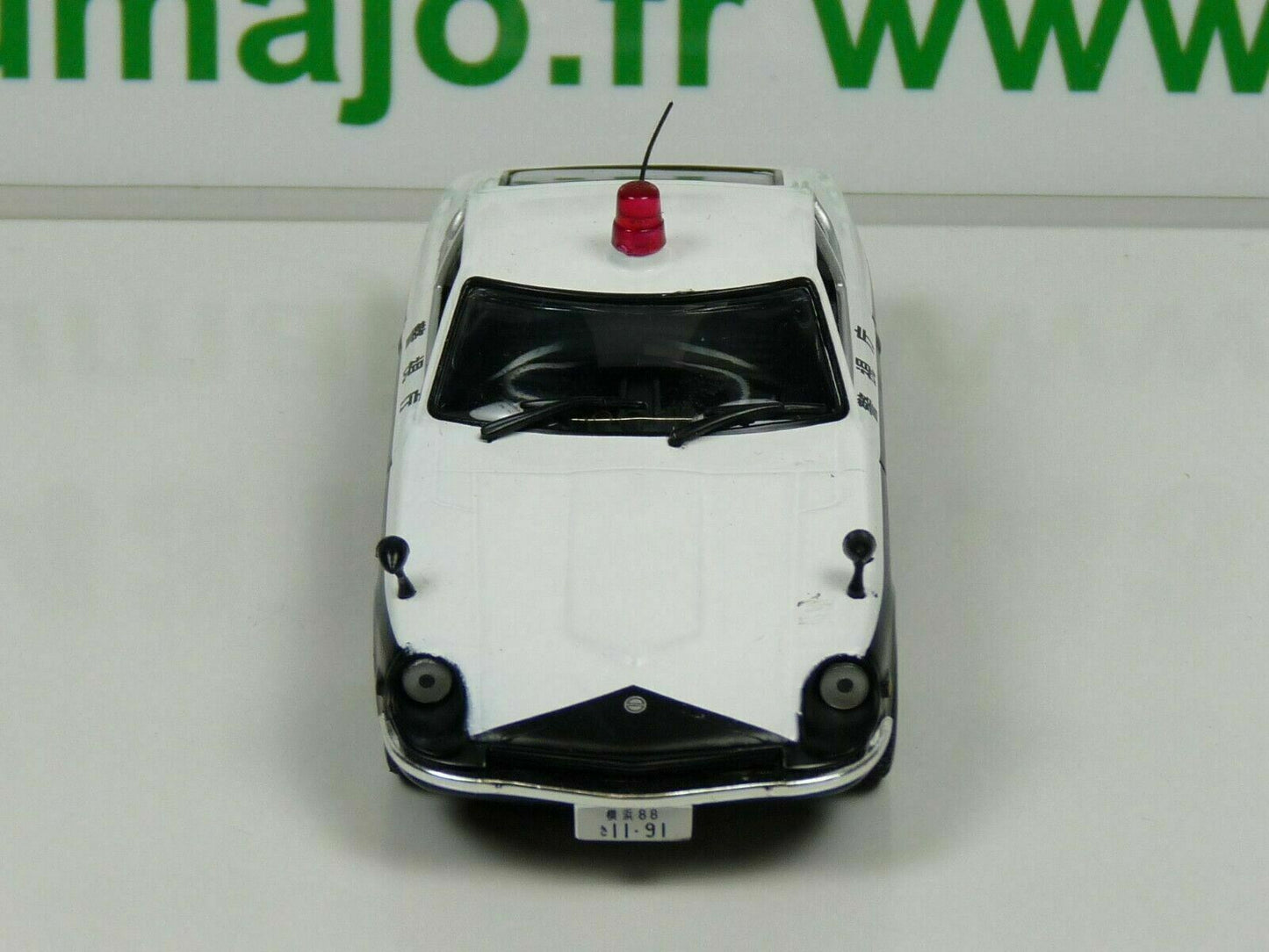 PM5 1/43 IST deAgostini Police du Monde : DATSUN Fairlady 240Z Japon