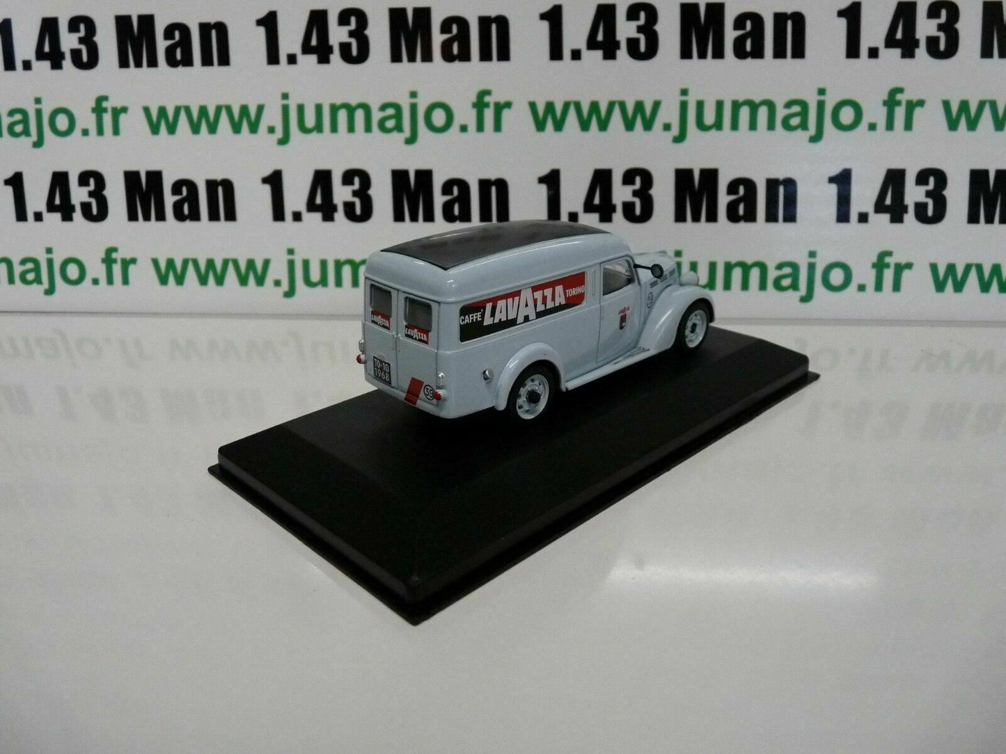 lot 4 1/43 IXO Altaya camionnette FIAT Alfa Roméo Lavazza Ferrero Plasmon Charms