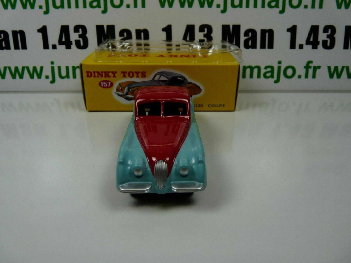DT240 Voiture 1/43 réédition DINKY TOYS DeAgostini JAGUAR XK120 bicolore 157