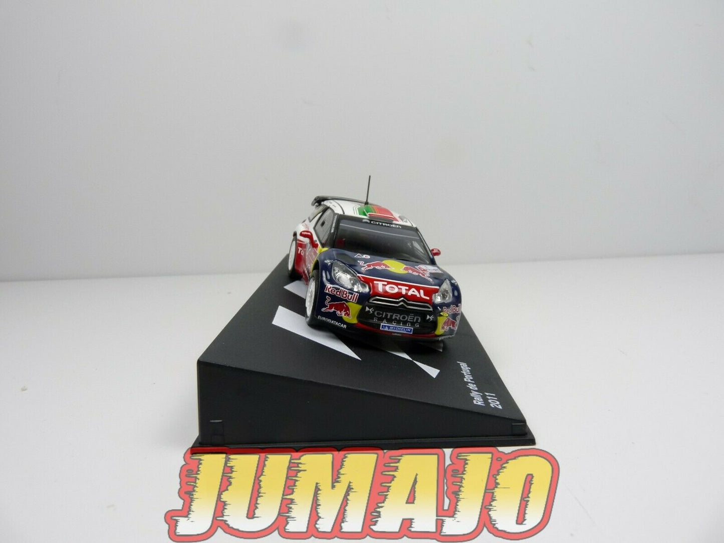 RP54 voiture 1/43 IXO Altaya Passion Rallye CITROEN DS3 WRC 2011 #1 S.Loeb Portugal