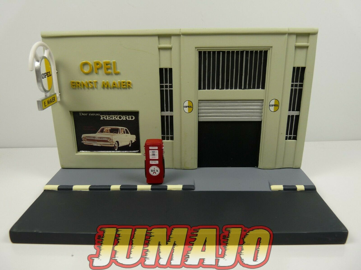 DIO5 Diorama 1/43 Eaglemoss GARAGE OPEL Résine 15 cm sur 11 cm de haut