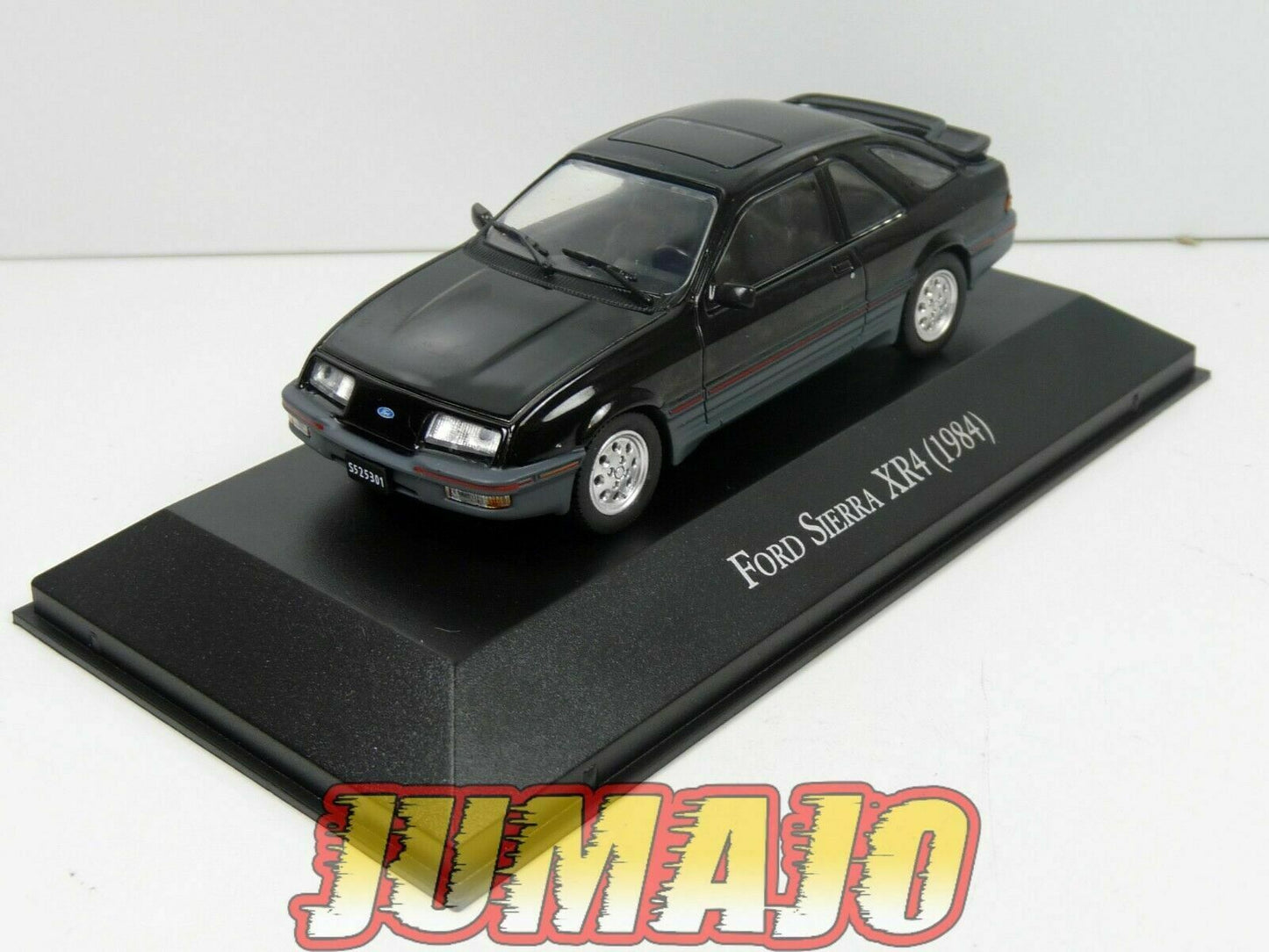 Lot de 2 Voitures FORD Sierra 1/43 SALVAT 80/90 : Ghia & XR4 1984