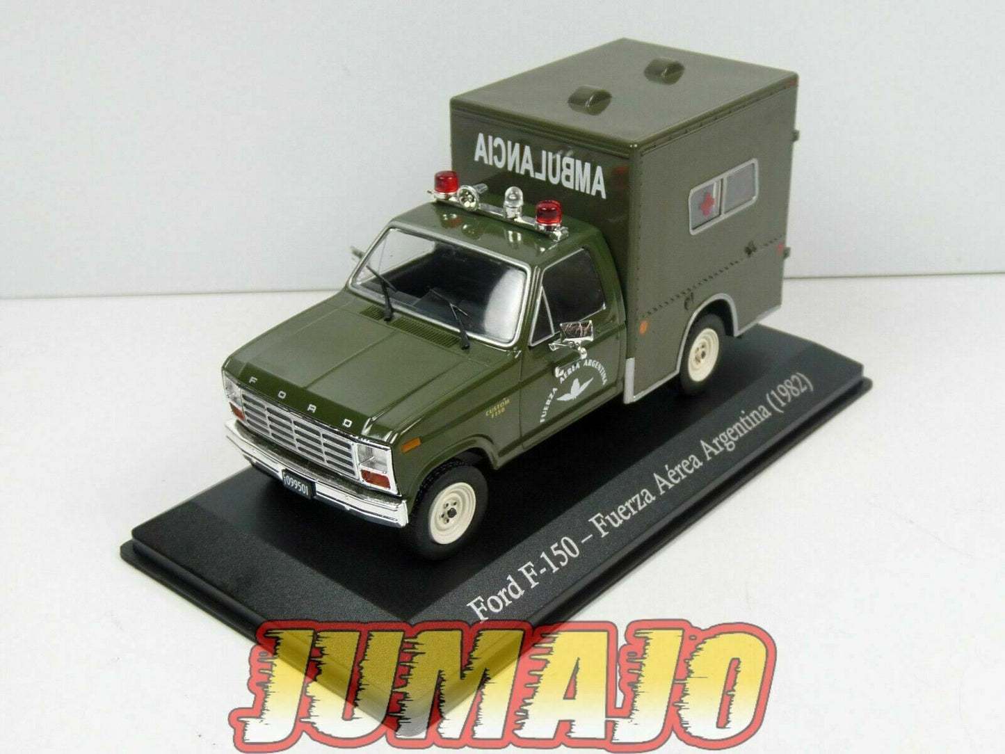 LOT 4 Voitures pick-up 1/43 SALVAT: FORD F-100 et FORD F 150