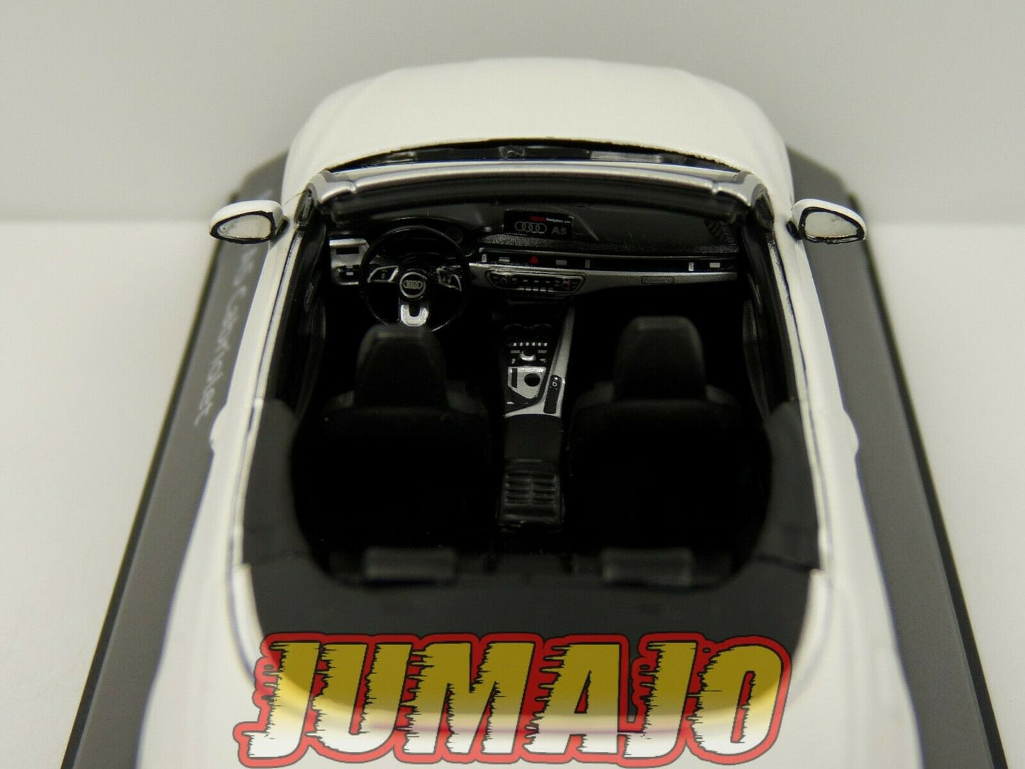 AUD7 voiture 1/43 SPARK : Audi A5 Cabriolet Tofana White