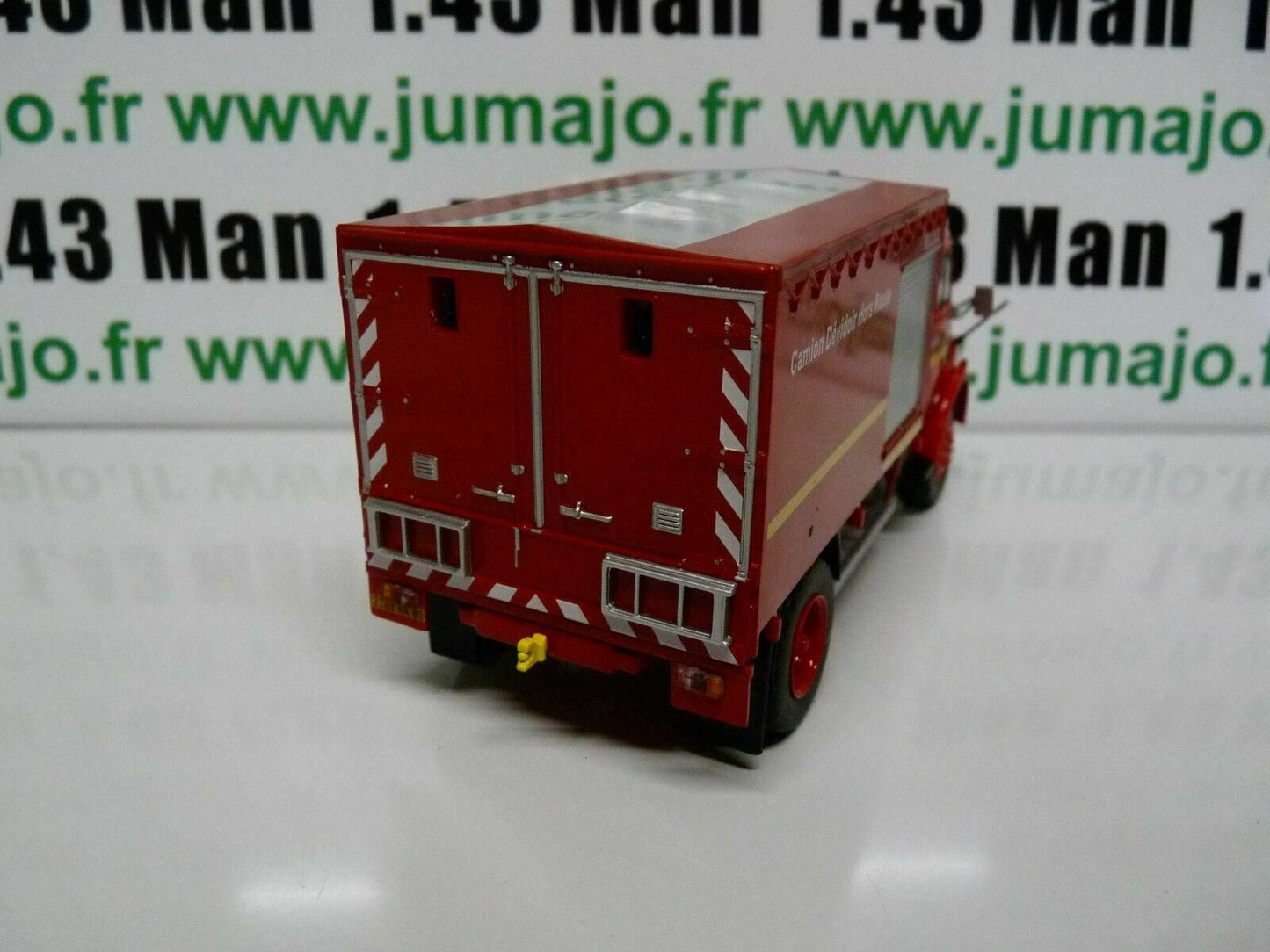 CPF73 Camion 1/43 Hachette IXO Pompiers : MERCEDES LAF 911 Dévidoir automobile Rocher