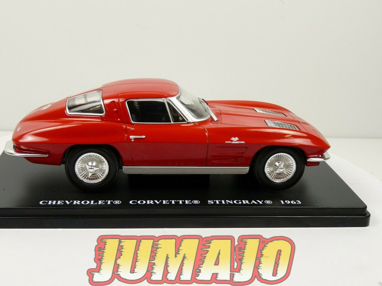 VQ46 Voiture 1/24 SALVAT Models : CHEVROLET Corvette Stingray 1963