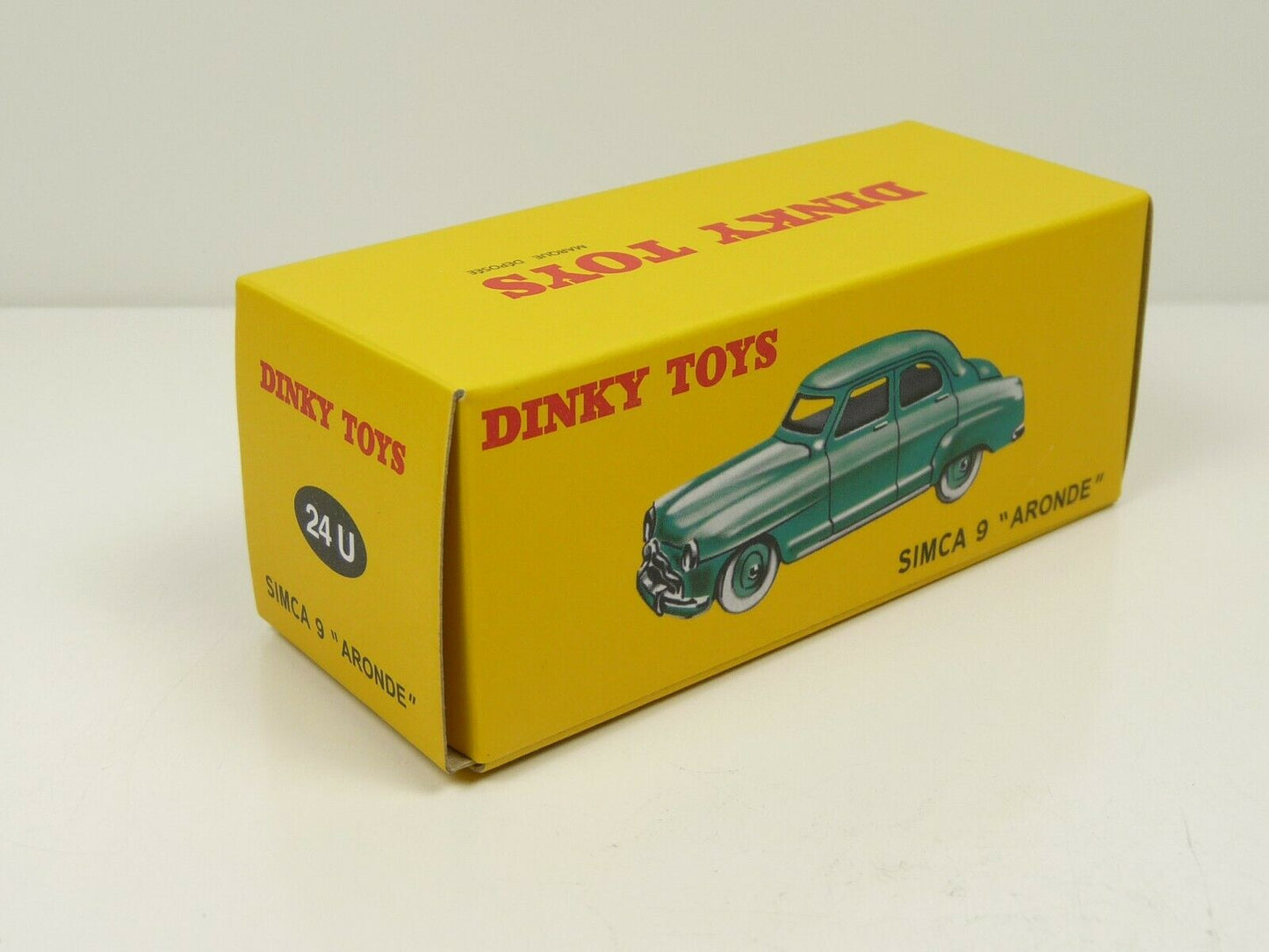 DT250 Voiture 1/43 réédition DINKY TOYS DeAgostini : SIMCA 9 Aronde 24 U
