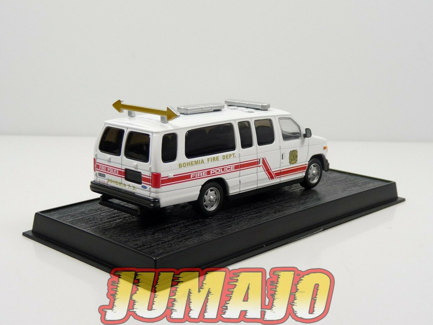 PDP29 voiture 1/57 DEL PRADO Pompiers du Monde : Fourgon Fire Police 2000