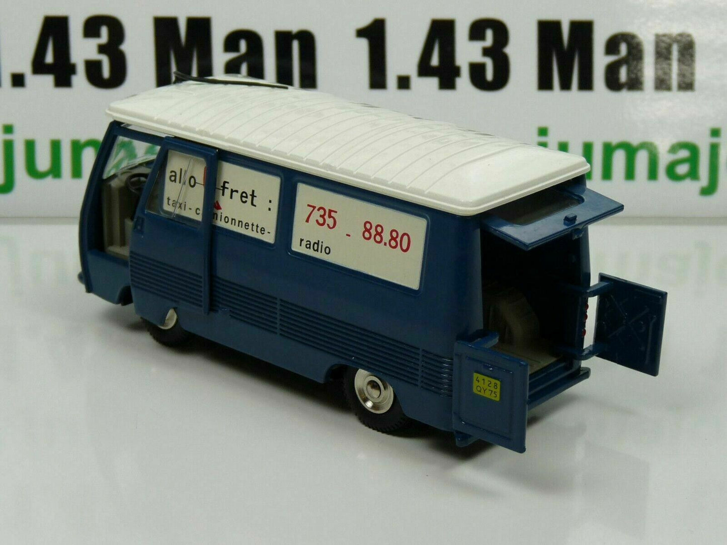 DT Voiture 1/43 réédition DINKY TOYS Atlas : PEUGEOT Fourgon Tole J7 570