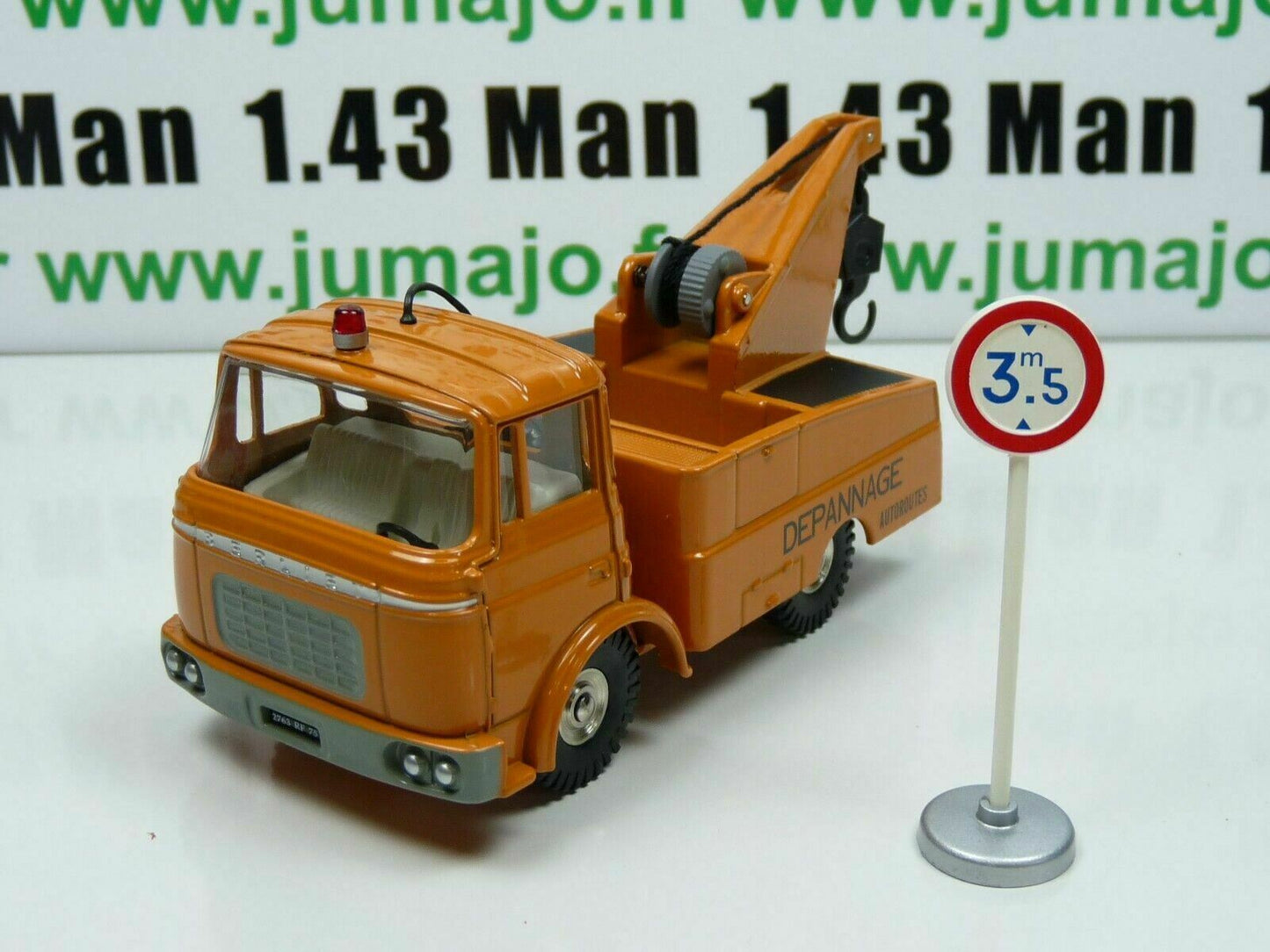 DT61 Voiture réédition DINKY TOYS atlas: 589A Berliet Dépanneuse GAK Autoroutes