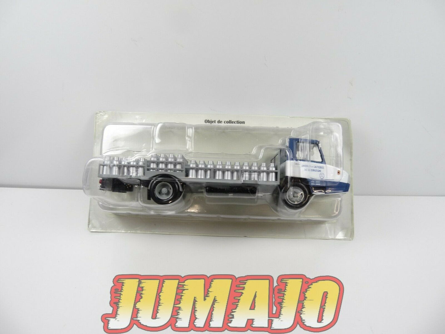 BER19 CAMIONS 1/43 Hachette IXO BERLIET STRADAIR LAITIER Bourgogne