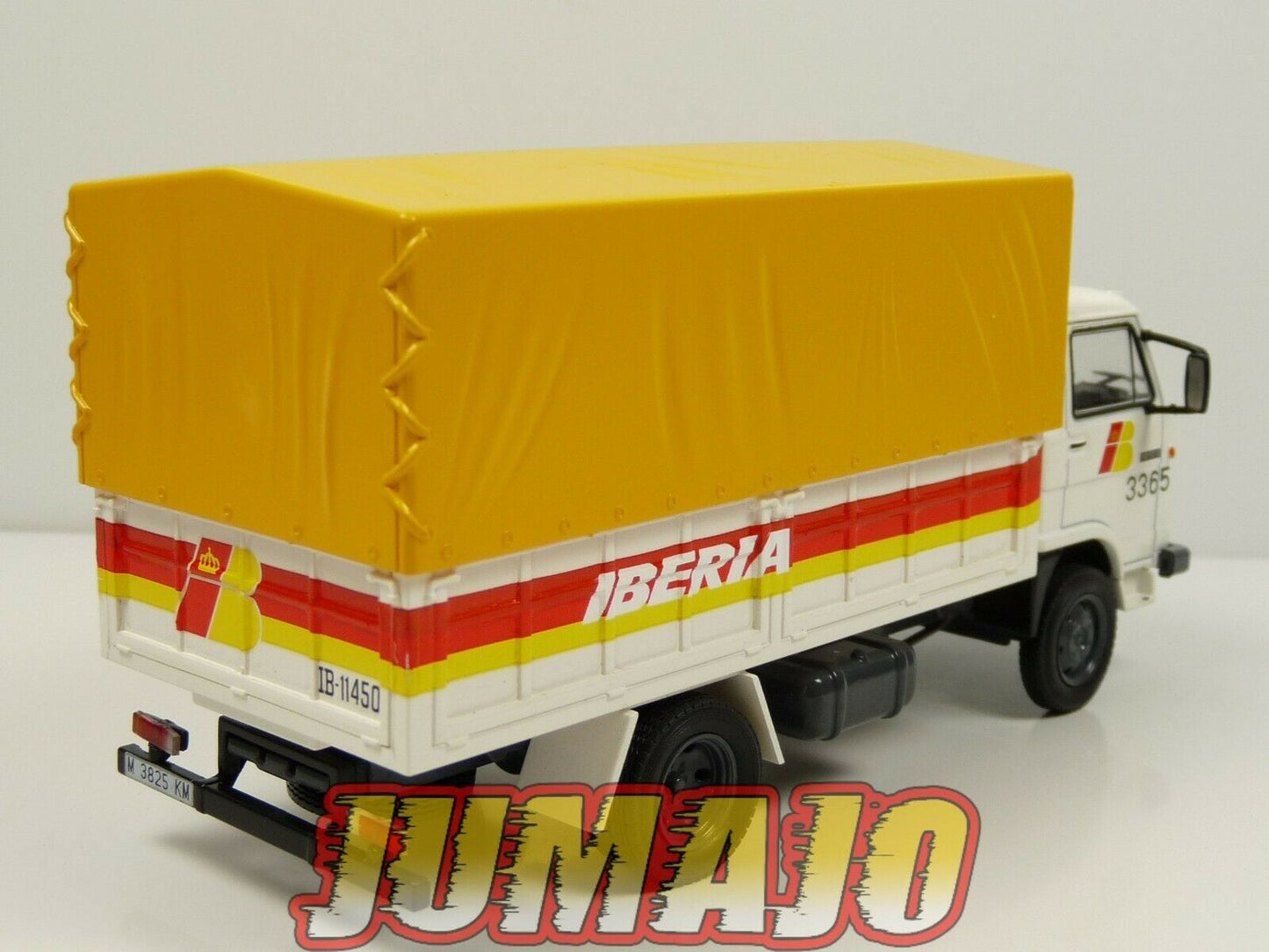 PEG23 CAMIONS PEGASO Salvat 1/43 : camion bâché Ekus 1210 avion Iberia (1986)