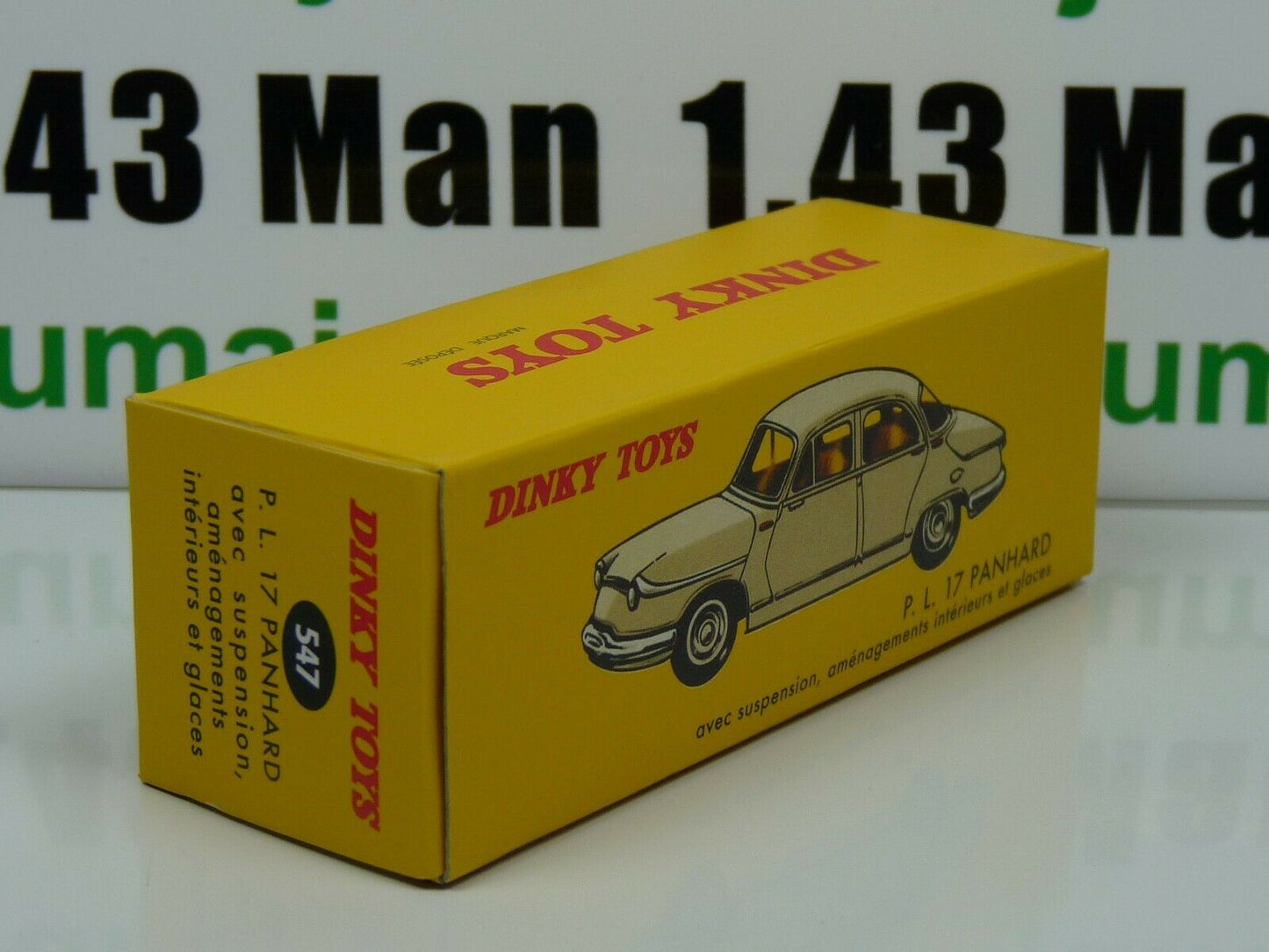 DT257 Voiture 1/43 réédition DINKY TOYS DeAgostini : PANHARD PL17 547
