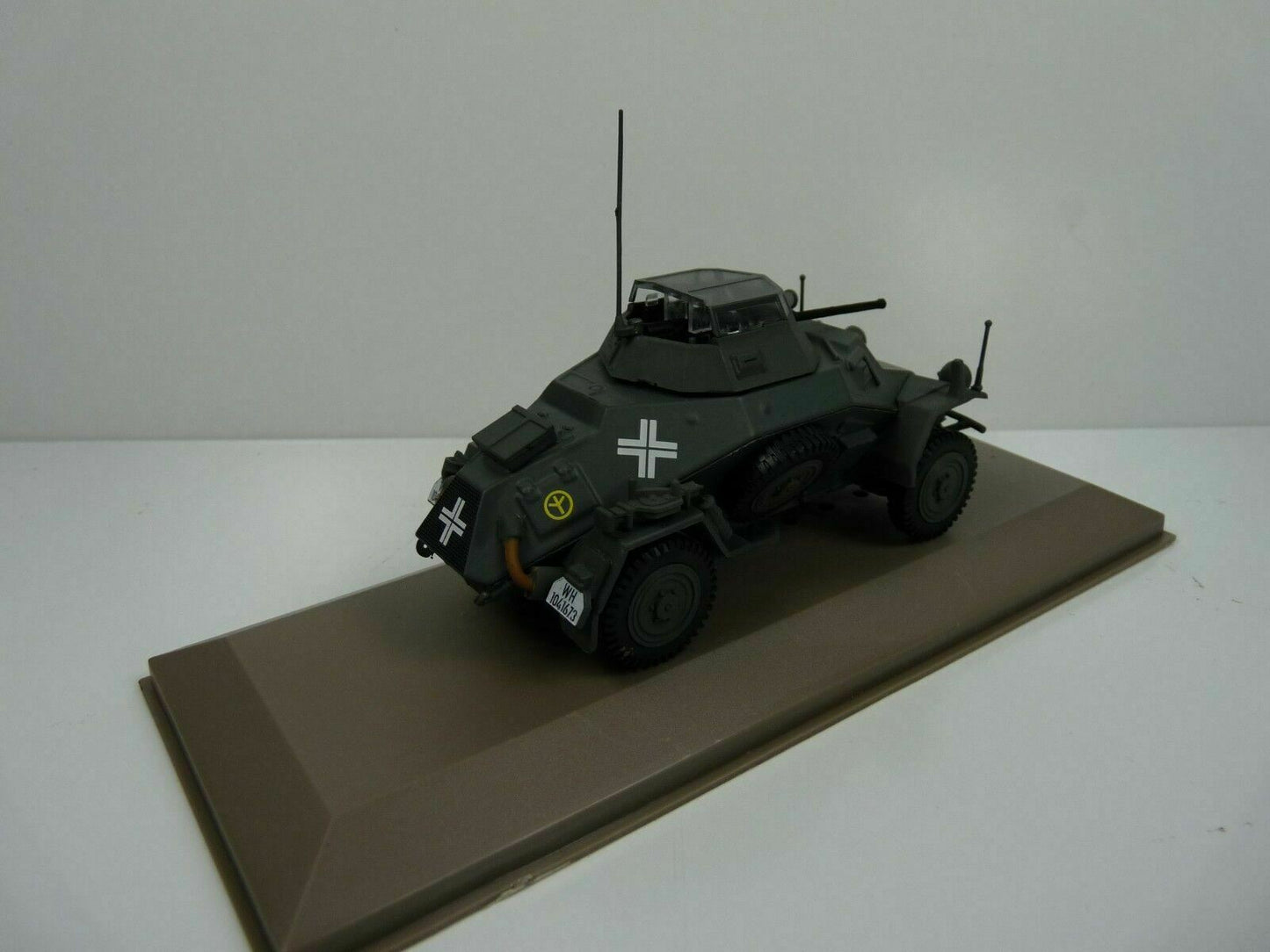 BL26 Atlas IXO 1/43 Blindés WW2 : SdKfz 222 automitrailleuse Leichter panzer