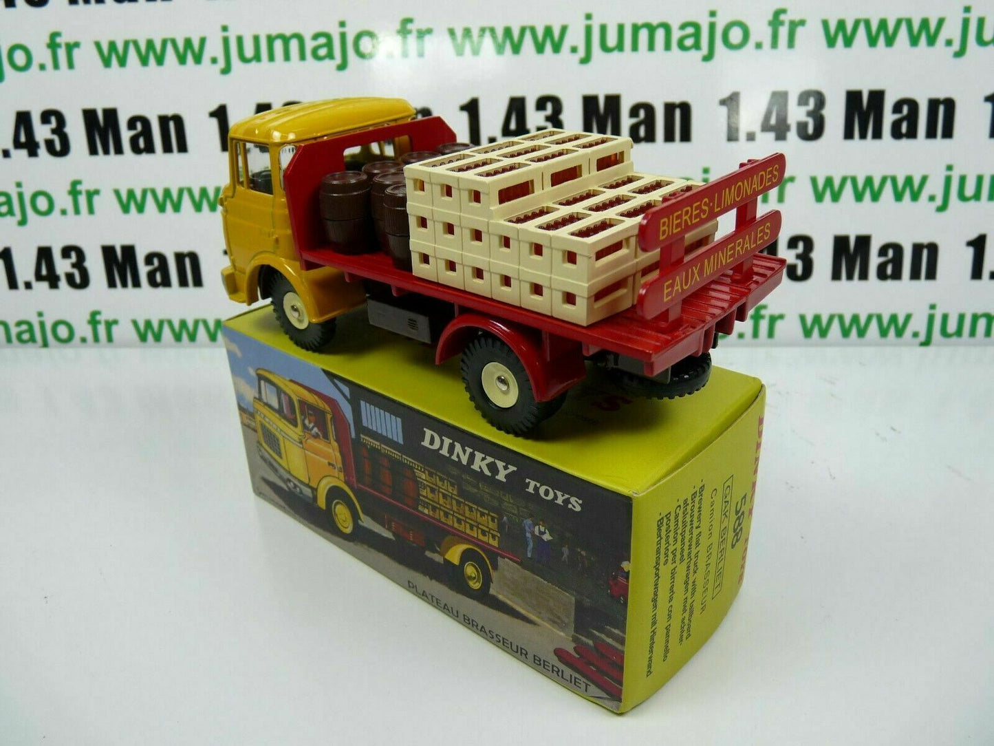 DT80 Voiture réédition DINKY TOYS atlas : 588 Plateau Brasseur GAK Berliet UK