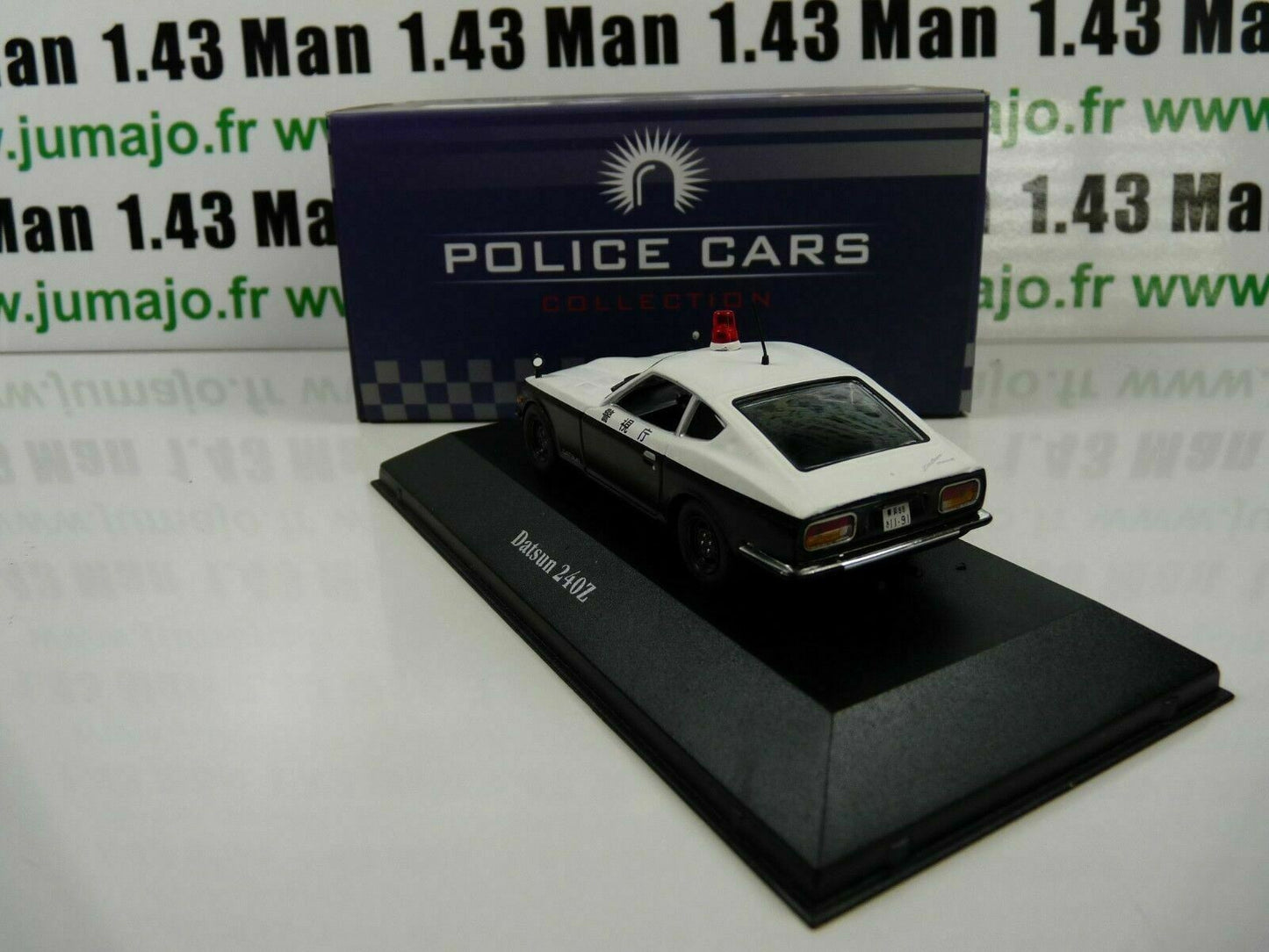 POL4 1/43 IXO atlas Police du Monde : DATSUN 240Z