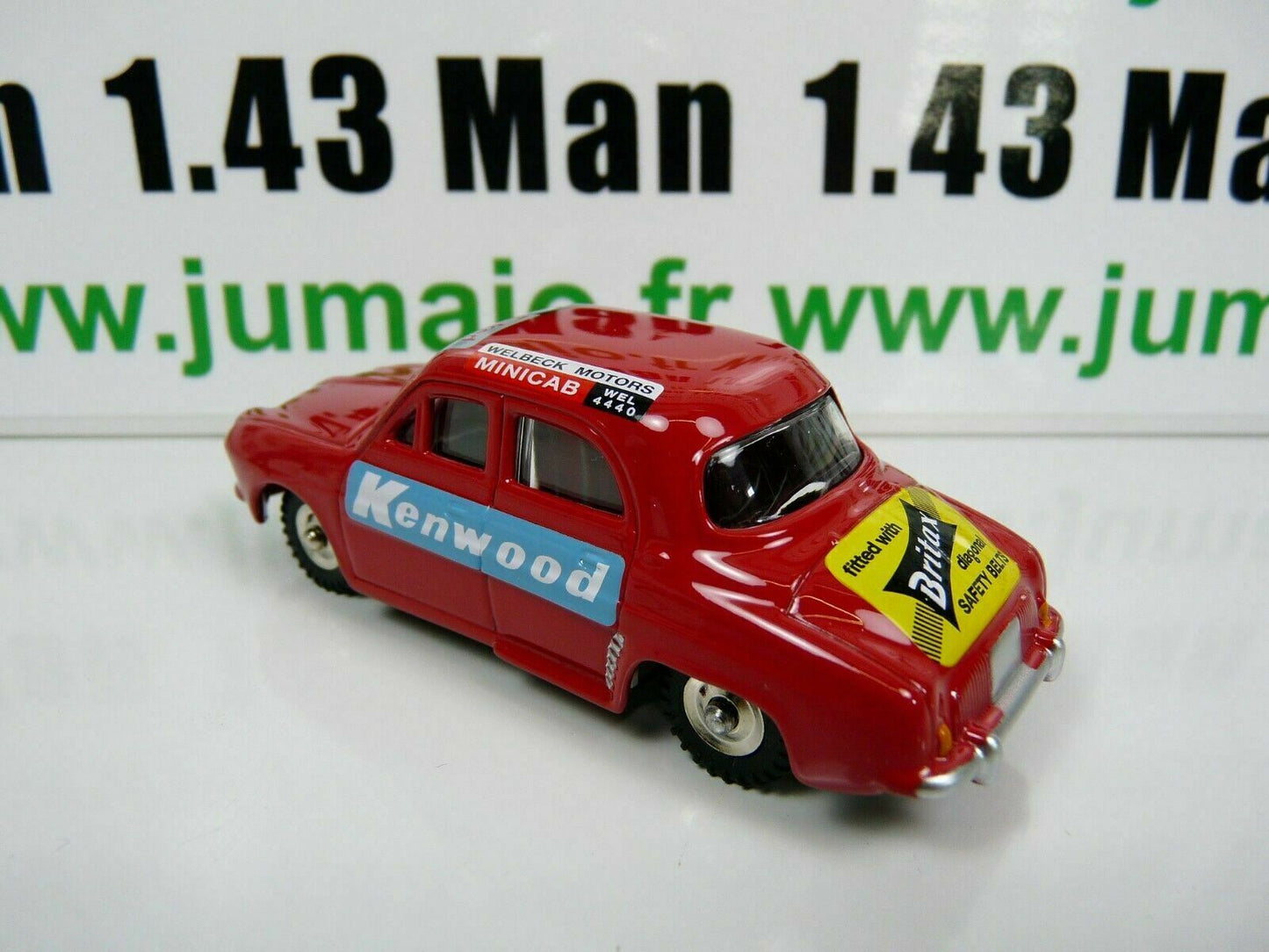 DT213 1/43 réédition DINKY TOYS DeAgostini RENAULT dauphine MINICAB 268 kenwood