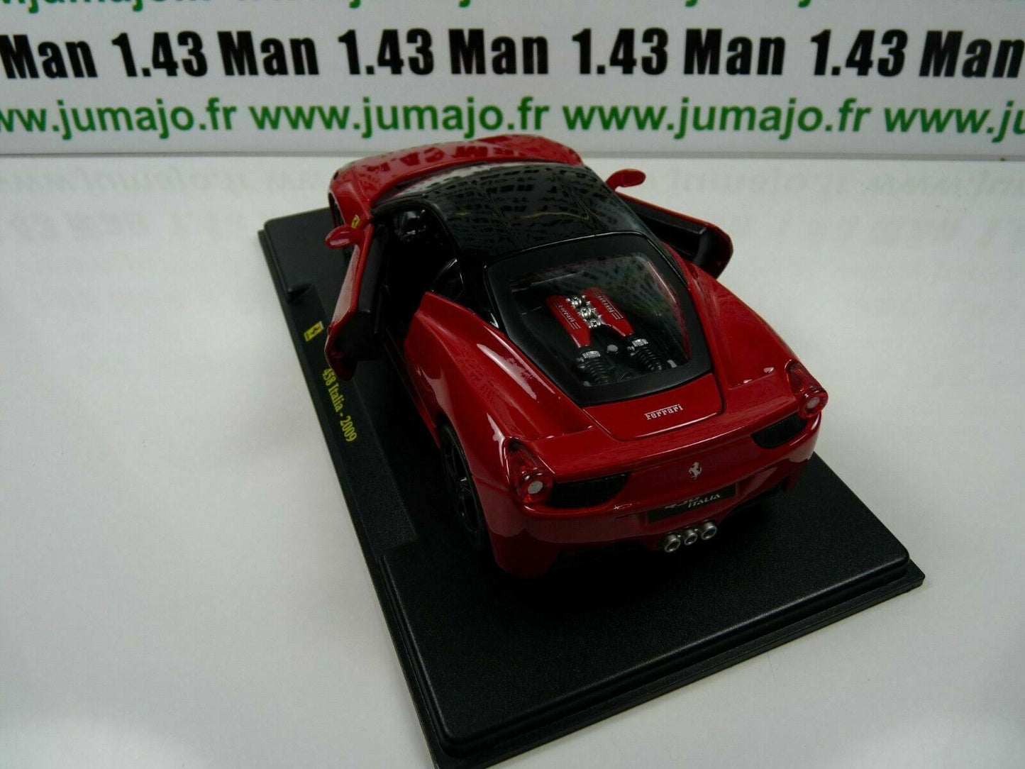 FVQ59 Voiture 1/24 HACHETTE FERRARI GT : 458 ITALIA-2009 Boîte cassée