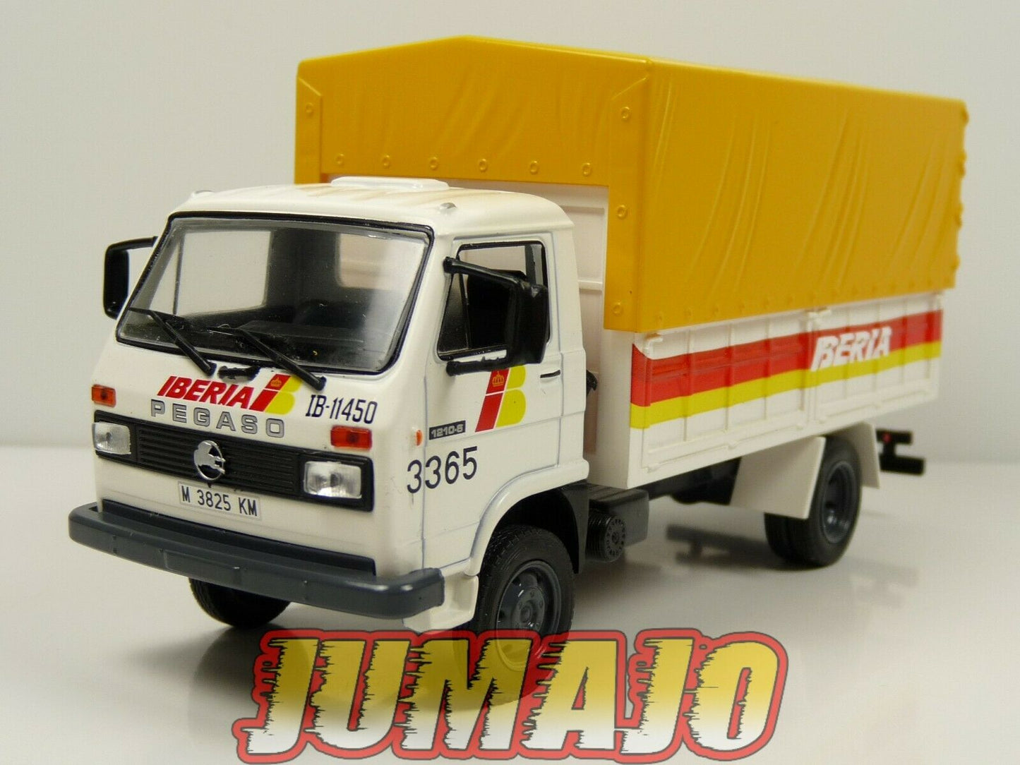 PEG23 CAMIONS PEGASO Salvat 1/43 : camion bâché Ekus 1210 avion Iberia (1986)