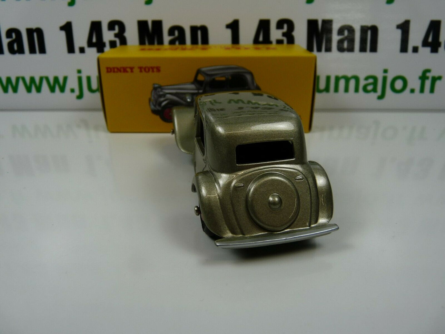 DT233 Voiture 1/43 réédition DINKY TOYS DeAgostini : CITROEN Traction 11 BL 24N