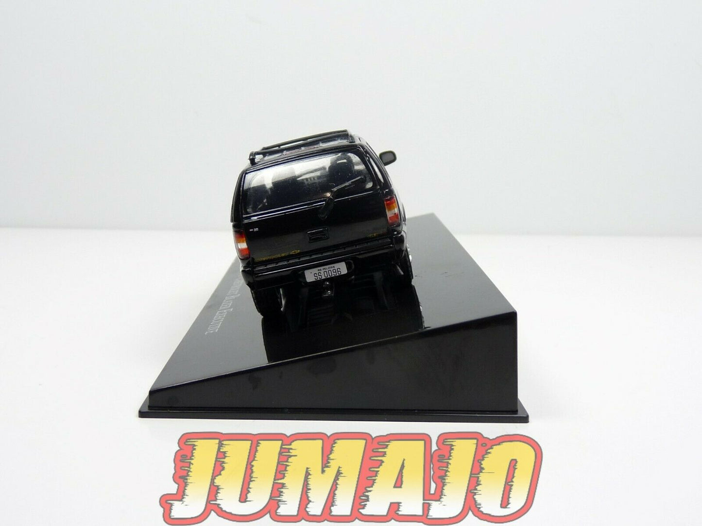 CVT52 voiture 1/43 IXO Salvat BRESIL CHEVROLET : 4X4 BLAZER EXECUTIVE 1997