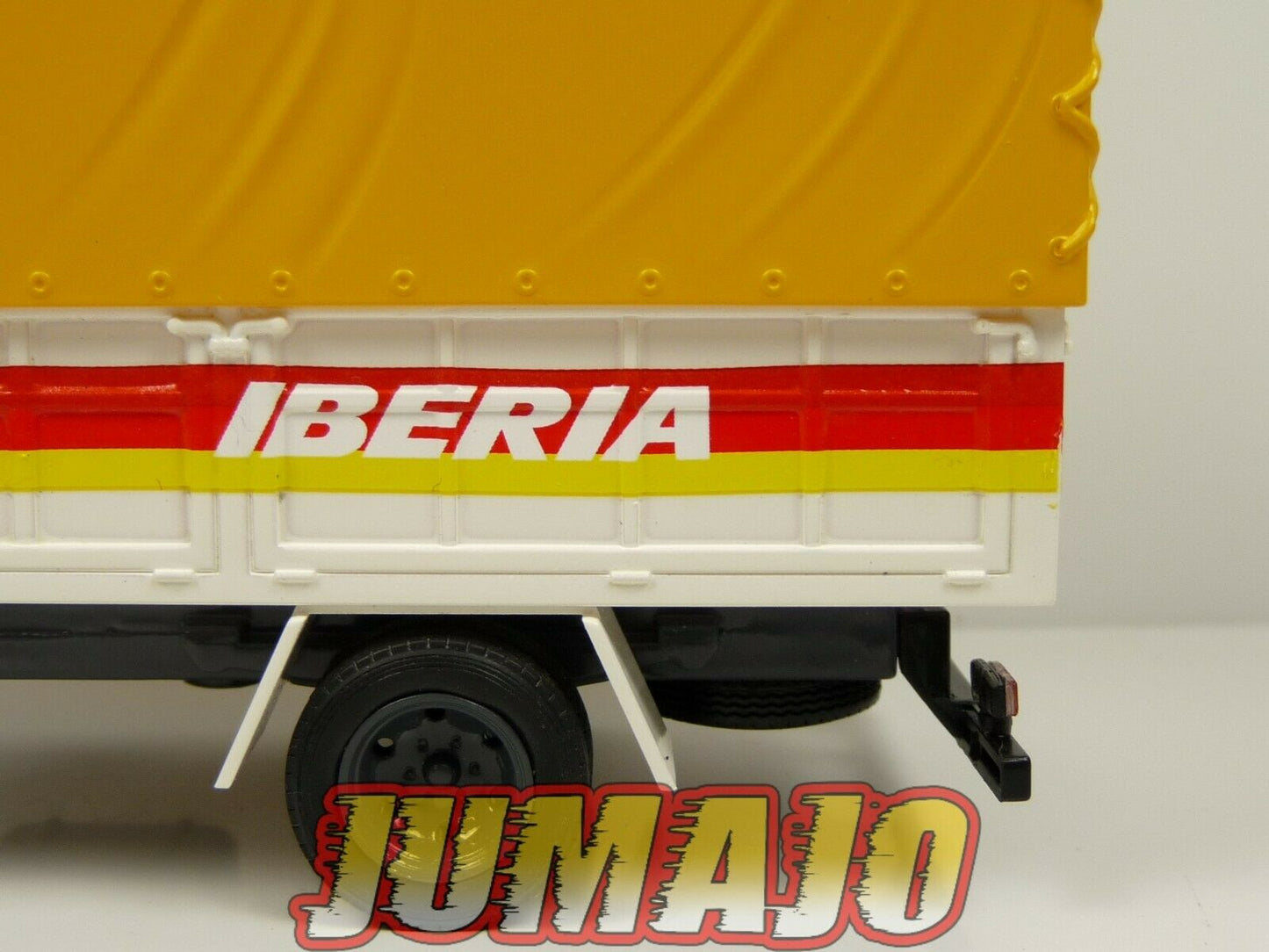 PEG23 CAMIONS PEGASO Salvat 1/43 : camion bâché Ekus 1210 avion Iberia (1986)