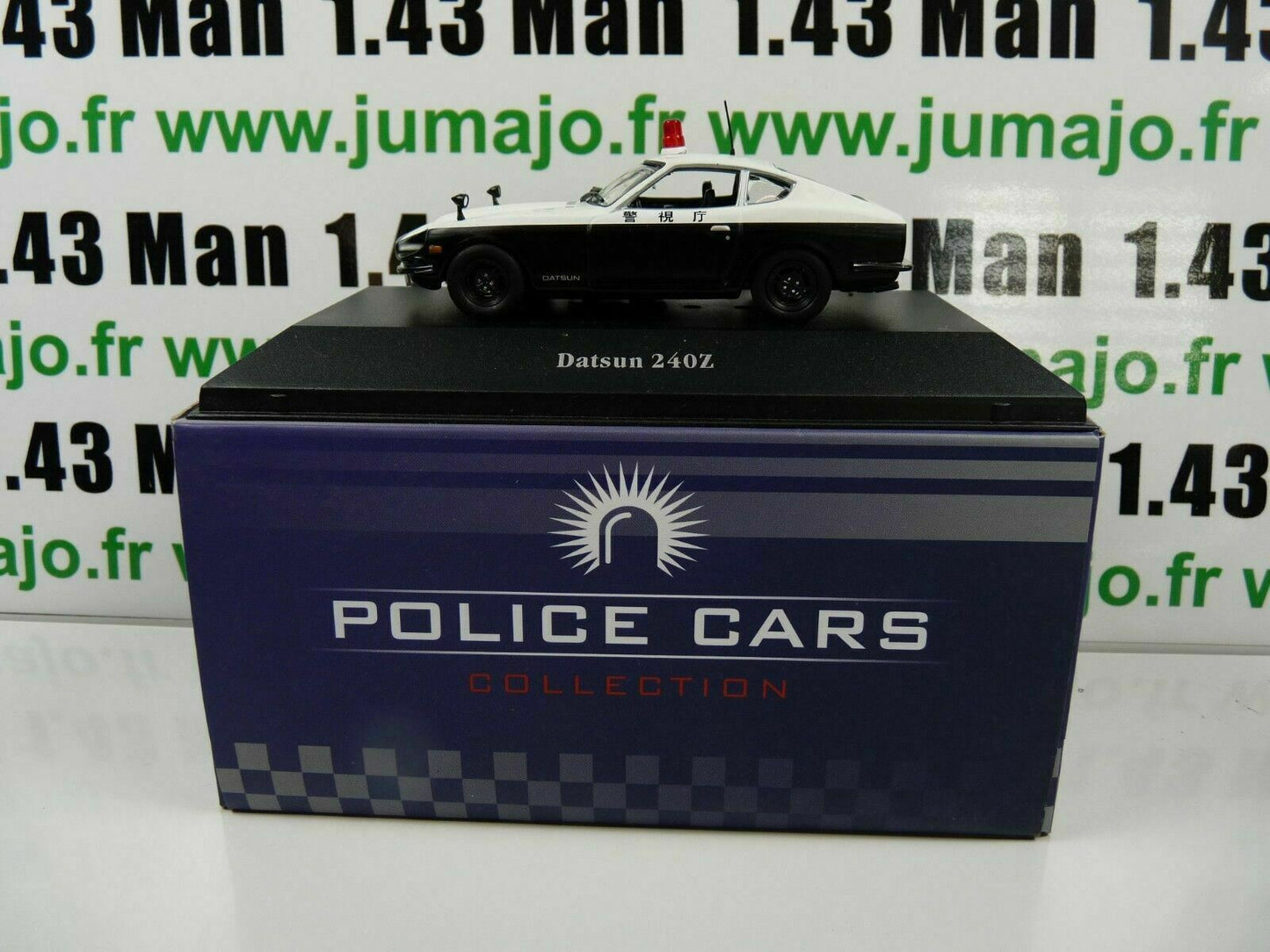 POL4 1/43 IXO atlas Police du Monde : DATSUN 240Z