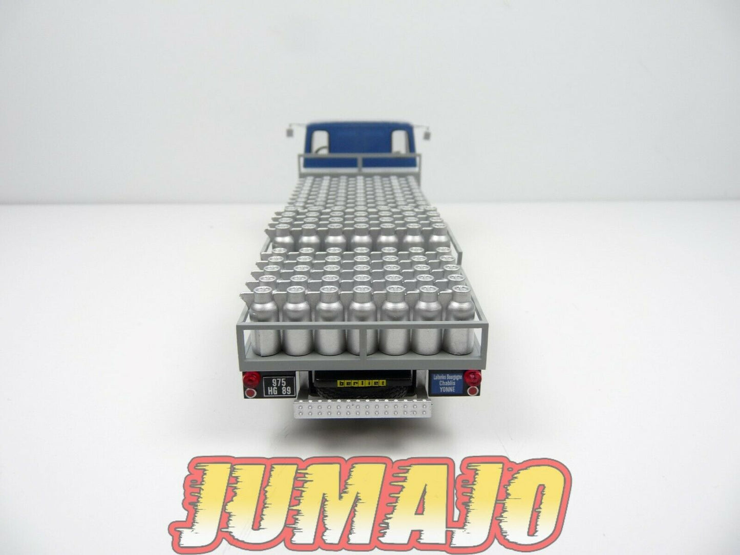 BER19 CAMIONS 1/43 Hachette IXO BERLIET STRADAIR LAITIER Bourgogne